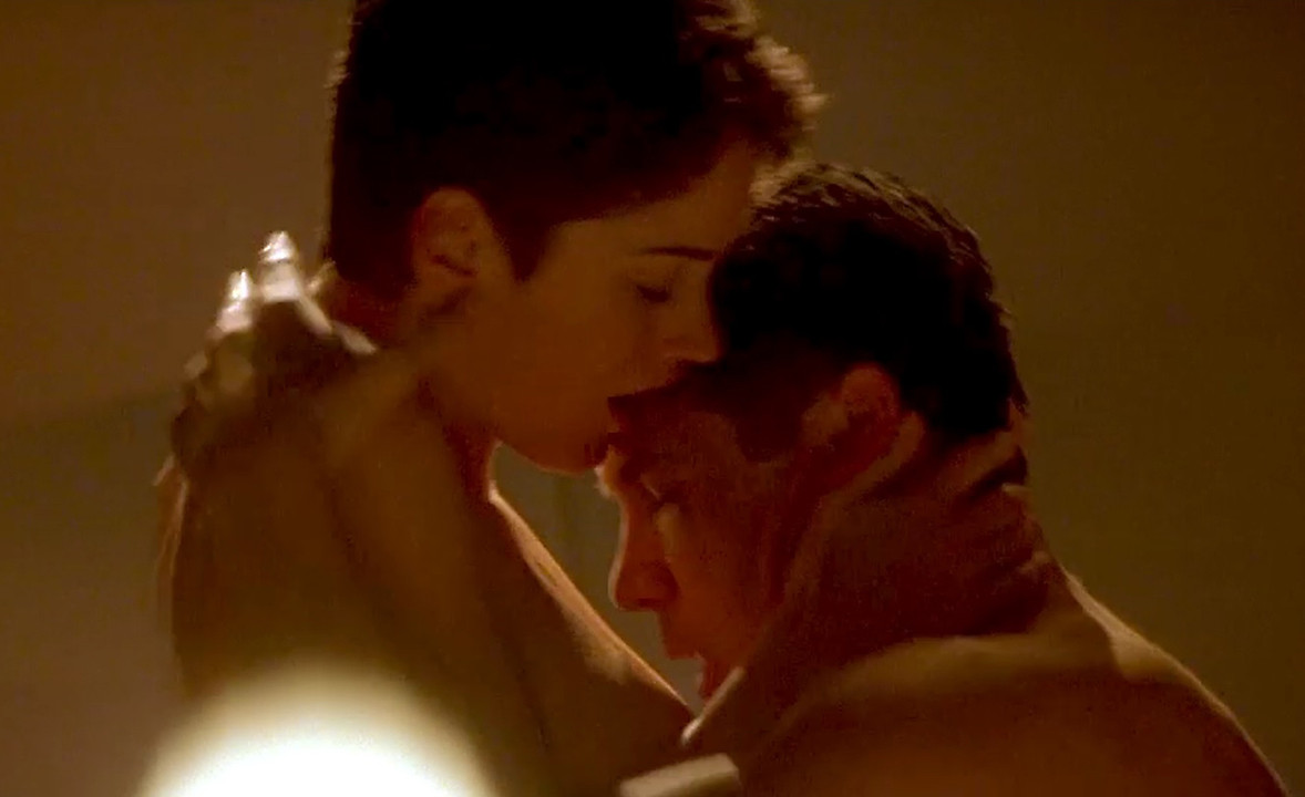 Robin Tunney scenă de sex nud în Supernova scandalplanetcom