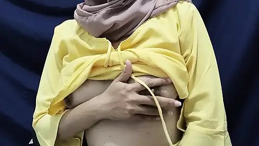 Hijab girl spank fetish spank butt until red