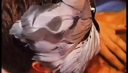 Mutfakta ve yemek odasında senin penisini çok seviyorum