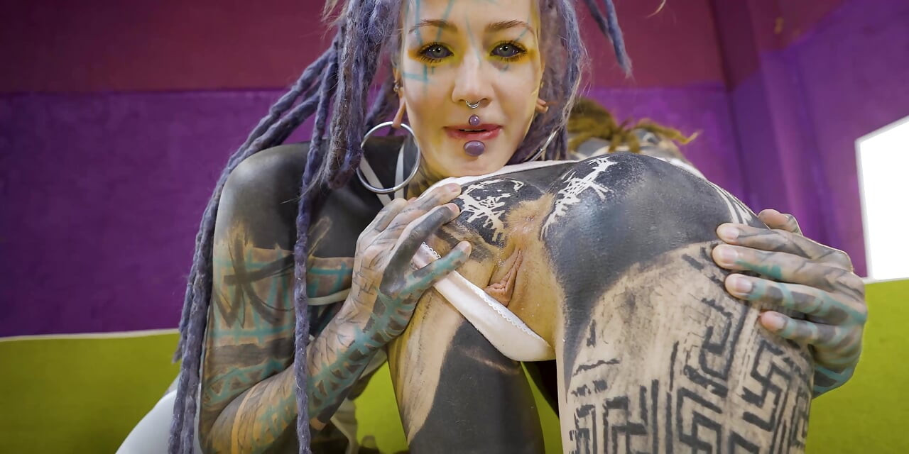 Inked Alt Teens Destroy Each Other with Massive Crazy Toys