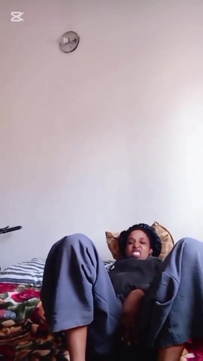 Morning cramp masturbation it's so painful if you don't have man closer to you | Clip 1