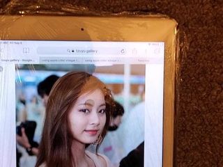 Tzuyu cum