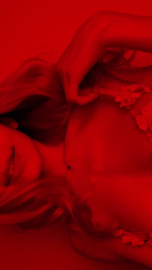 Slide your cock between my tits and cum all over them. 😏