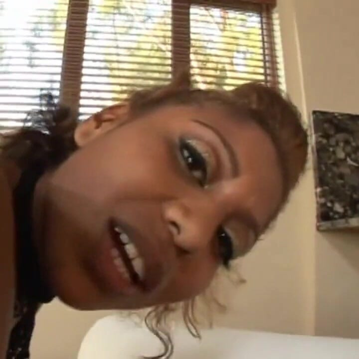 Ben ve kız arkadaşım ateşli!