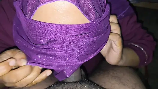 Ich befriedige meinen Durst, indem ich meinen schwiegervater fickte.