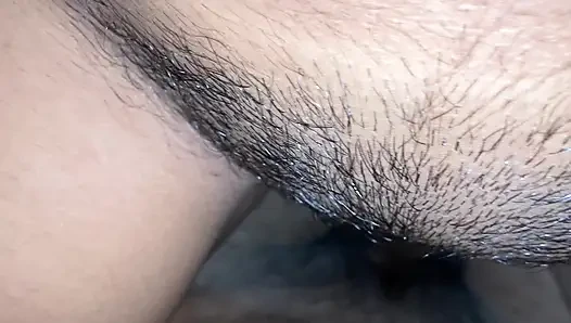 Meine stiefschwester lutscht aus versehen meinen großen schwanz am morgen volles hindi dirtytalk sex