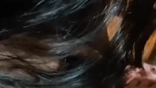 Istriku yang hot suka nyepong kontol