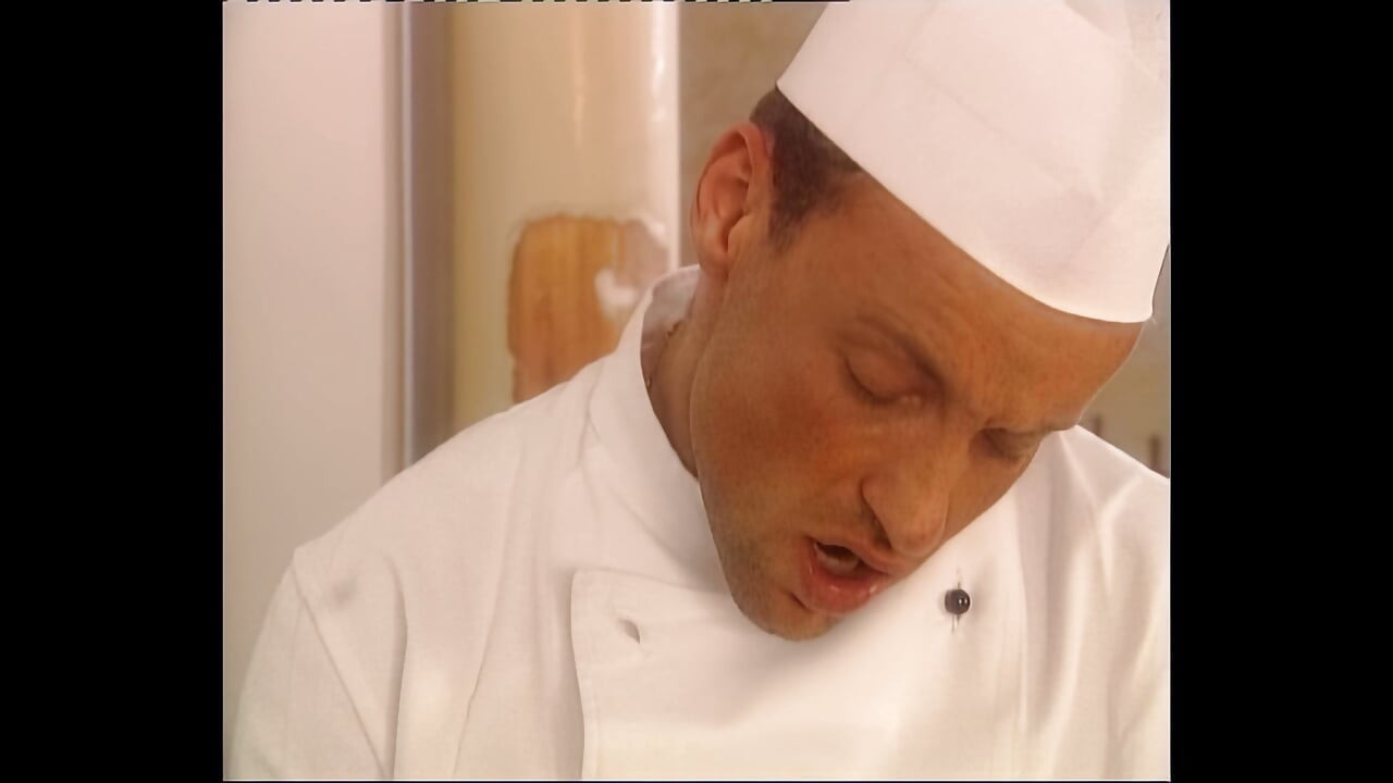 Kirli şefin günün menüsünde büyük bir sert yarak var