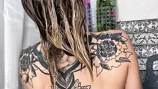 Video di kamar mandi untukmu sayangku