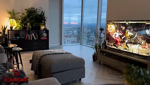 Aaliyah Yasin in Videogame or Hand & Footjob
