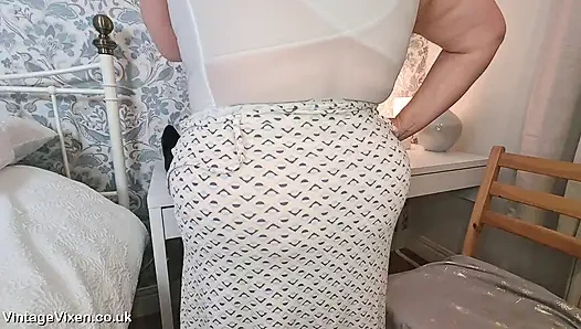 Aunt Janes Mature Hairy Cunt Right In YOUR Face