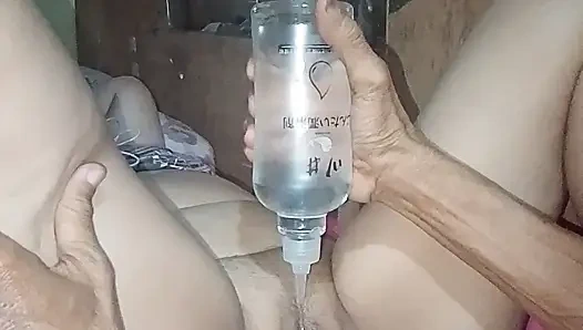 Istriku berkata padaku untuk meniduriku dan memakanku