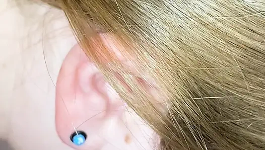 Wanita kulit putih ukuran plus nyepong kontol tebal pria meksiko