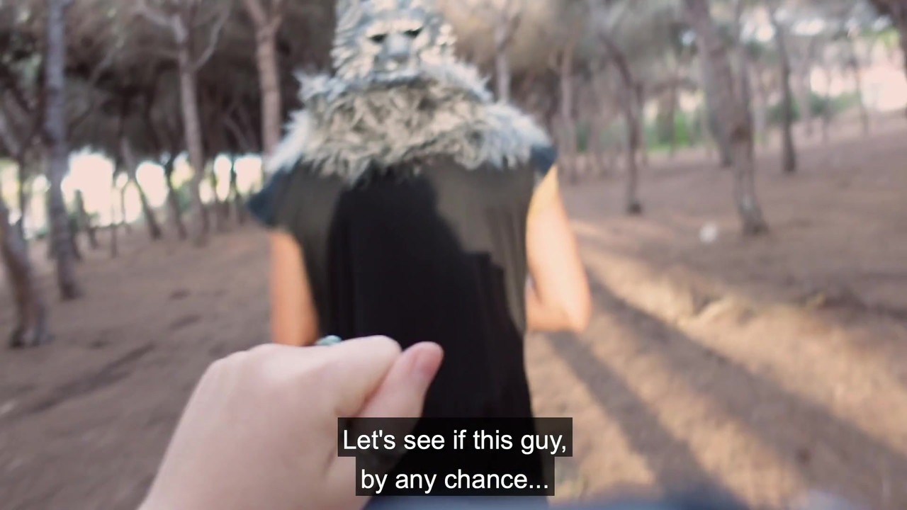 维京人试图勾引一个女同性恋农民