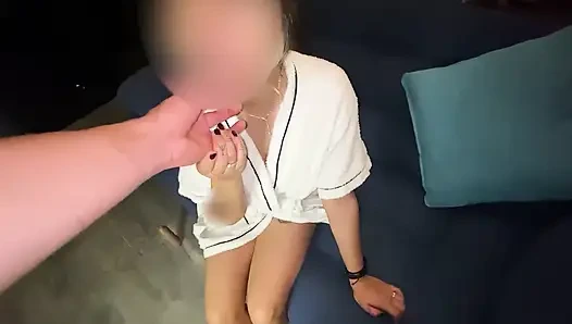 Memberi hadiah kalung untuk ibu tiriku supaya dia ngebiarkan aku dia: Blens World