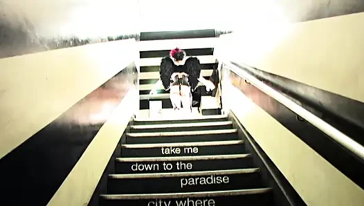 Fışkırtan Fransız sürtüklerle sikiş festivali lezbiyen seansı