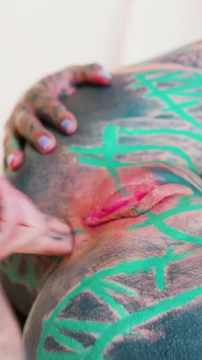 Wild FFM Anal Threesome Huge Cock, Bouncing Fake Tits & Filthy Alternative Sluts | Clip 1