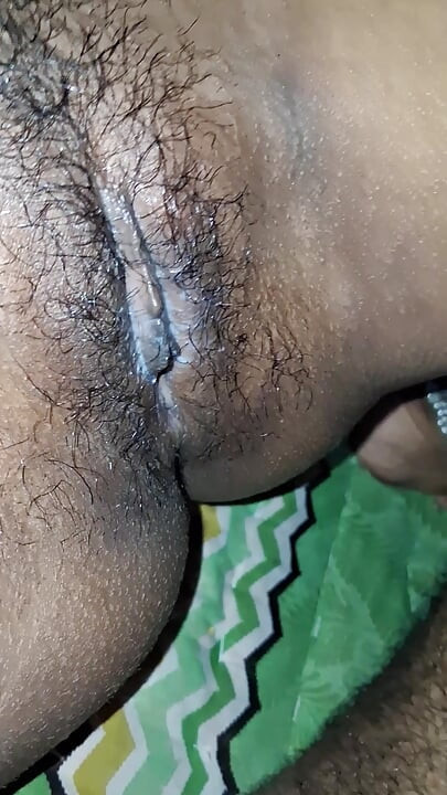 Chhote bhai ka land tight karke chut mein daal liya step sister and brother