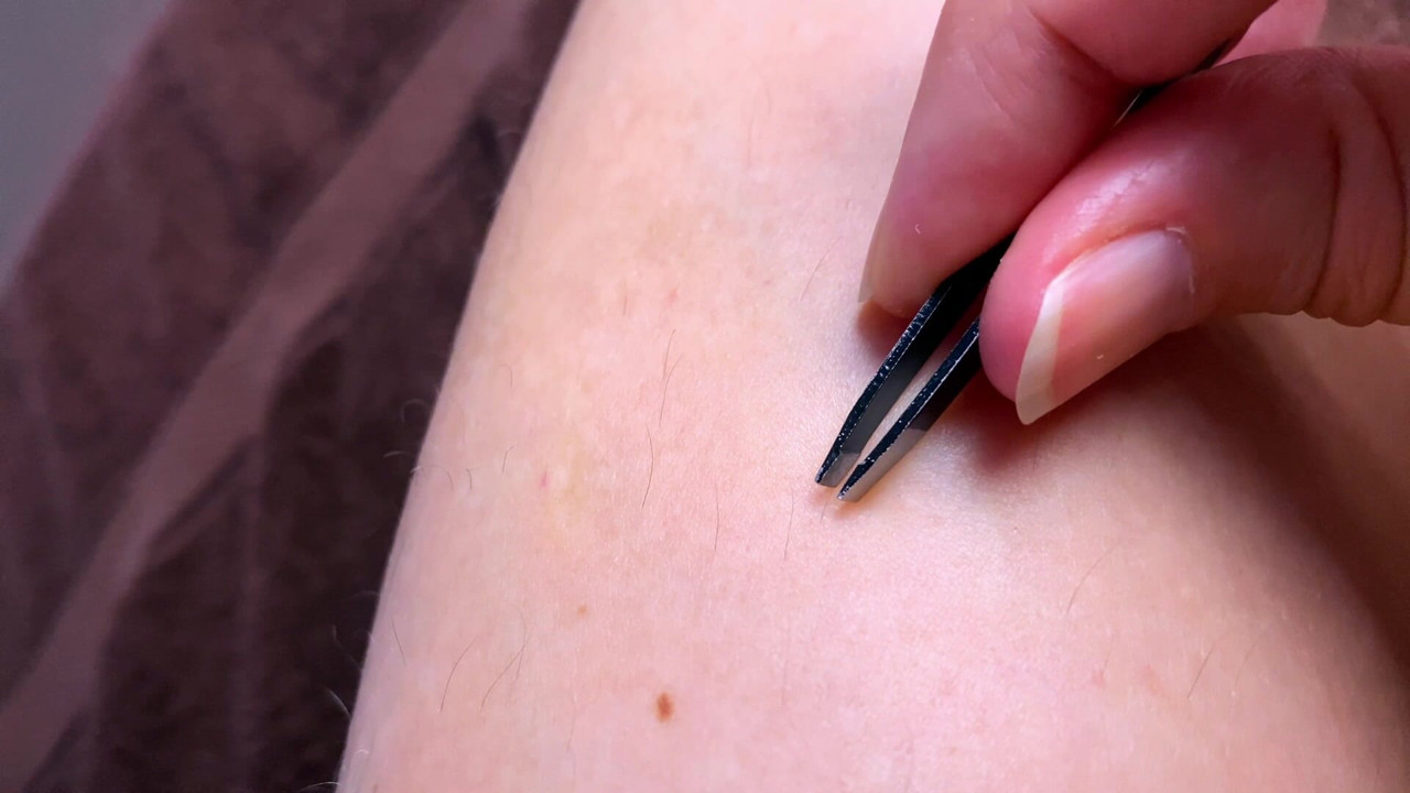 Pernas e depilação dos pés - tweezers + epilator