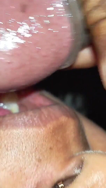 Moment epic de la "Muie uimitoare #cum în gură"