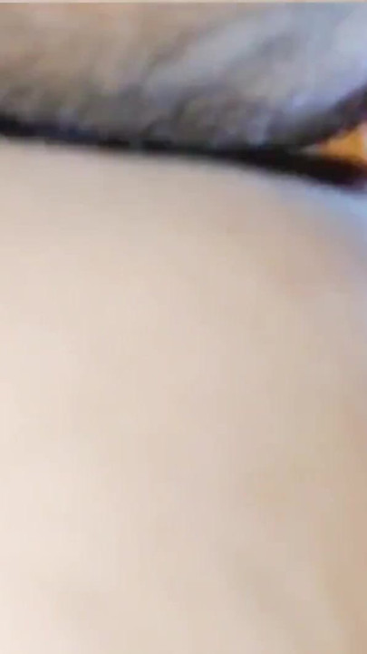 デジ元ガールフレンドは犯され、フェラチオをする | クリップ 1