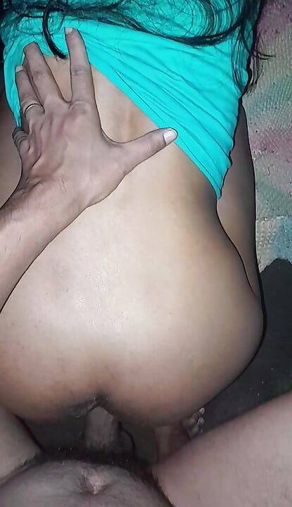 Bhabhi ko kutte ki tarah choda