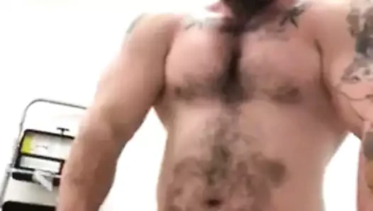 Kas adam gösterilen onun çük
