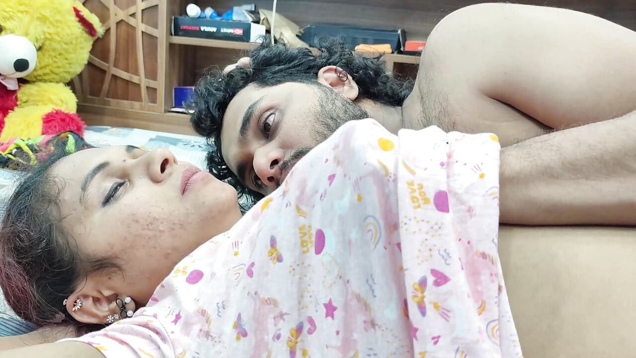 Hot couple lip lock with navel lick and boobs press