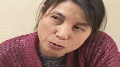 Japonská stará lesbička 02.wmv