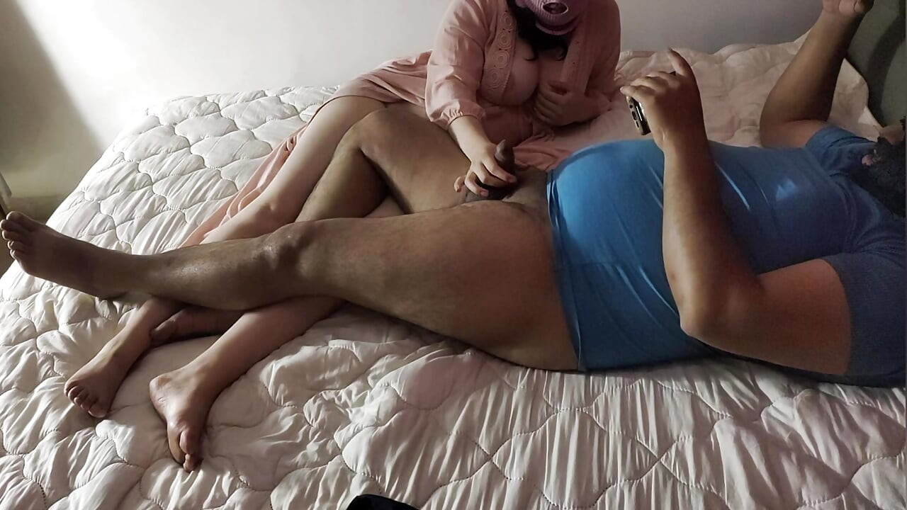 Couple Wife Arab Big Titis