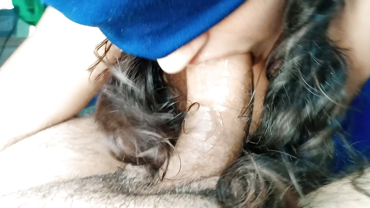 My young stepsister sucks my cock with such eagerness that it drives me crazy