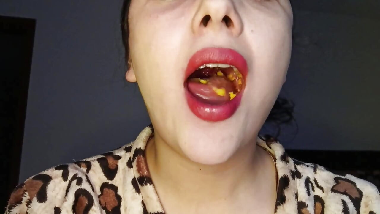 咀嚼奇多視角懸雍垂