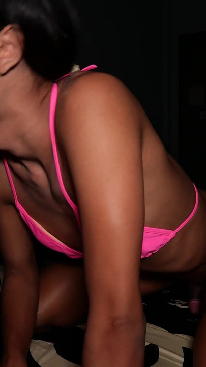 18-godišnja Ladyboy Hardcore Analni 1 Sat Nabijanja