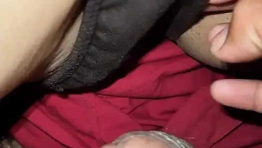 Полностью удовлетворенная горячая индийская домохозяйка ее мужа