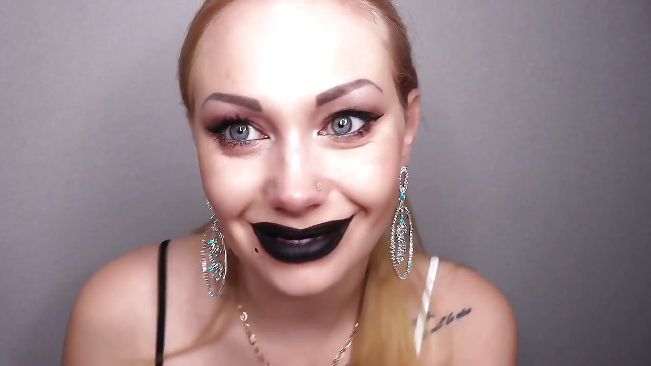 Giantess Swallowing Her Shrinking Slaves in Front of the Eyes of Her New Food-targets!