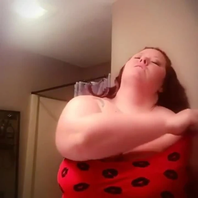 G cup queen