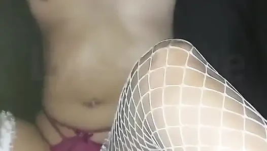 Красивую Отаку трахают без презерватива, часть 1