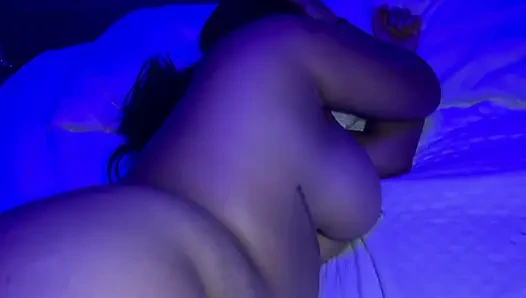 I hired a new model with a big butt and beautiful breasts!