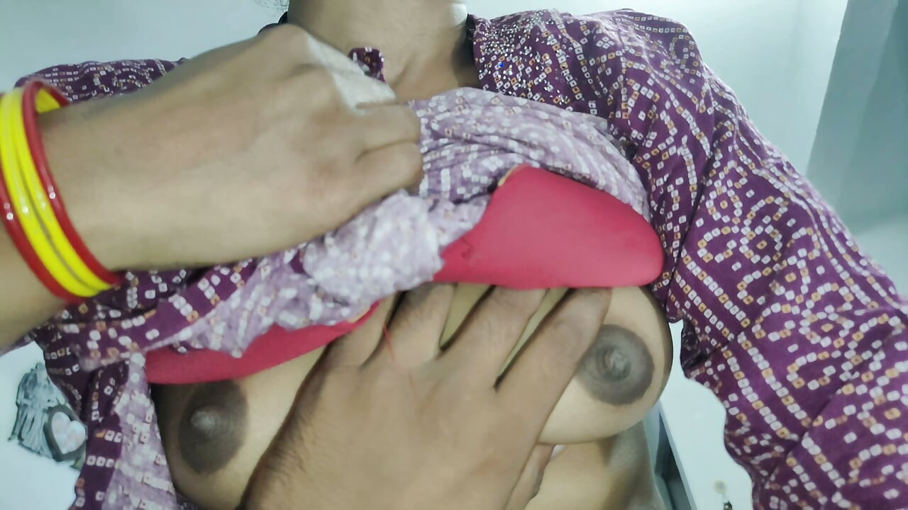 Depois de gozar na boca dela, a bhabhi quer ser fodida sexo desi hindi 4kvideo HD