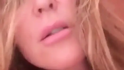 Watch me masturbating in my bedroom