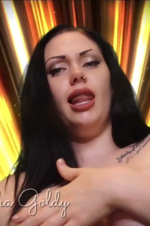 Makin kamu liat toketku, makin banyak kamu pengen pantatmu dientot kontol besar
