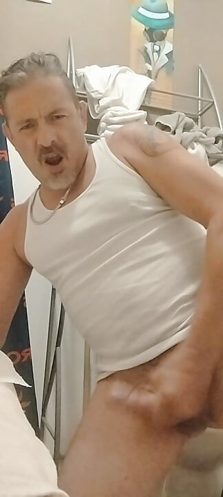 Moram razbiti jednu