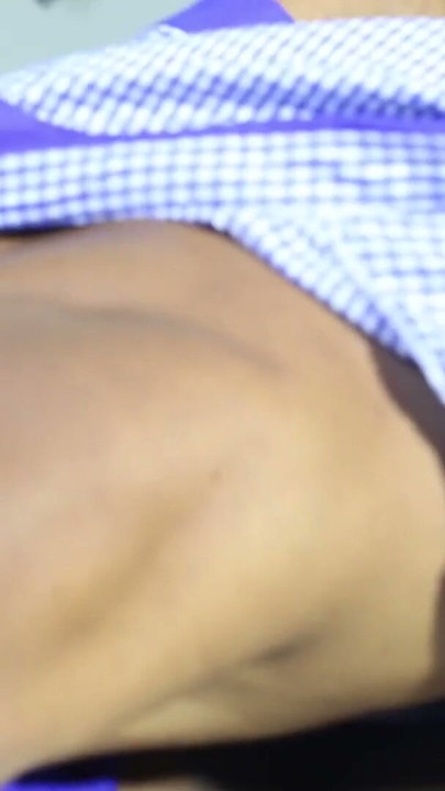Aluna safada de bunda grande negra seduz colega de curso para foder | Clipe 1
