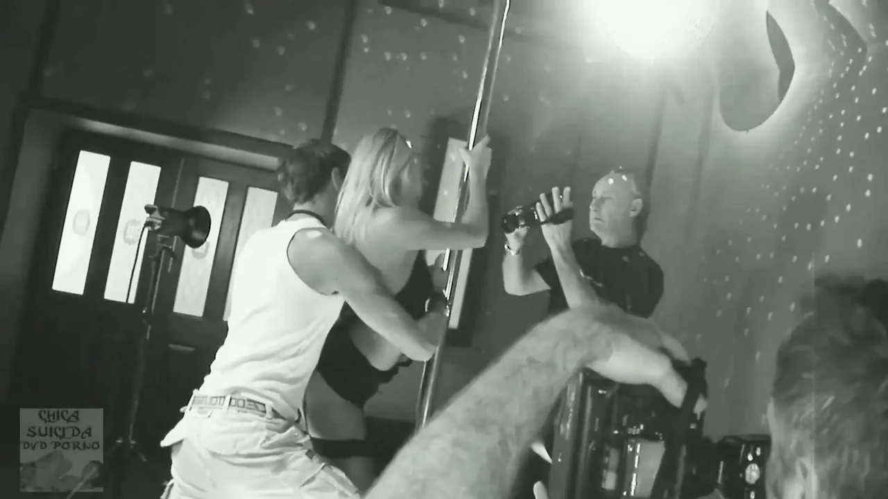 Classic Group Sex Clau and Mel in the Club