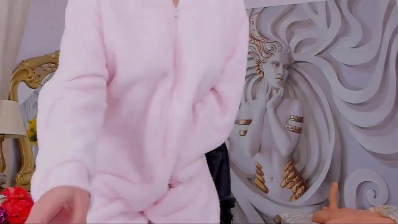 I'm looking hot with my sexy boobs & big boobs