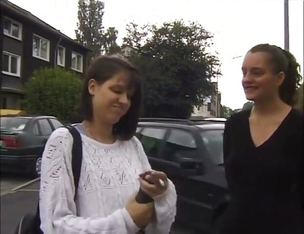 Pee Sex and Pregnant Sexy Girl