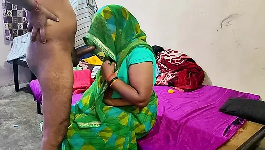 Desi Hot Indian Bhabhi Fucked in Hindi Audio