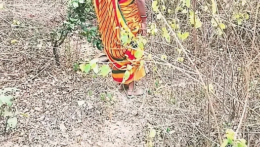 Indian Bhabhi Devar Homemade Sextape MMS monik