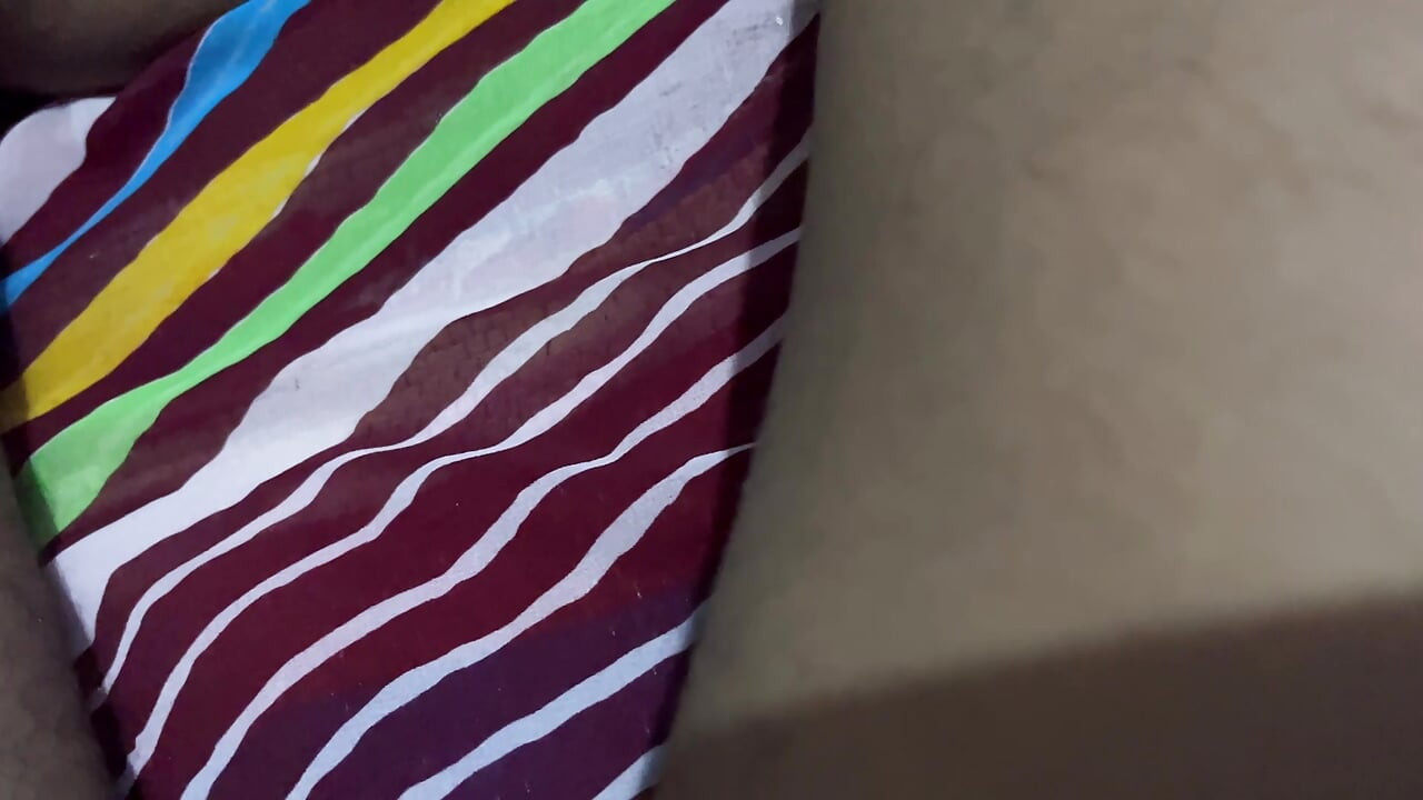 Bhabhi apne Davar ke shath raat me menikmati karti hui
