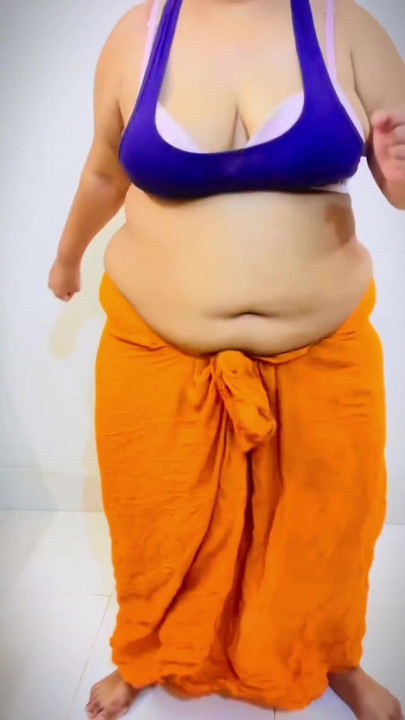 Mallu Velika Guza Indijska Tamilska Bhabhi | Isječak 1